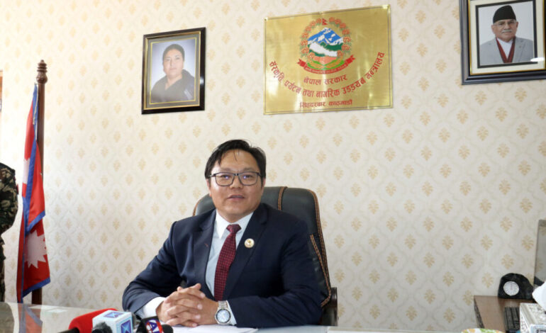 पर्यटनमन्त्री किराँतीको बर्खास्तीको माग गर्दै बिरोध प्रदर्शन