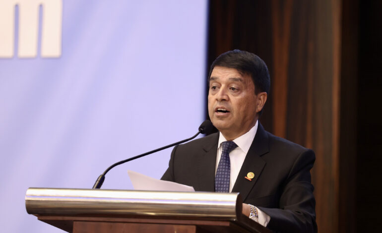 अध्यक्ष ढकालद्वारा युएइका लगानीकर्तालाई जलविद्युत र पर्यटनमा लगानी गर्न आह्वान