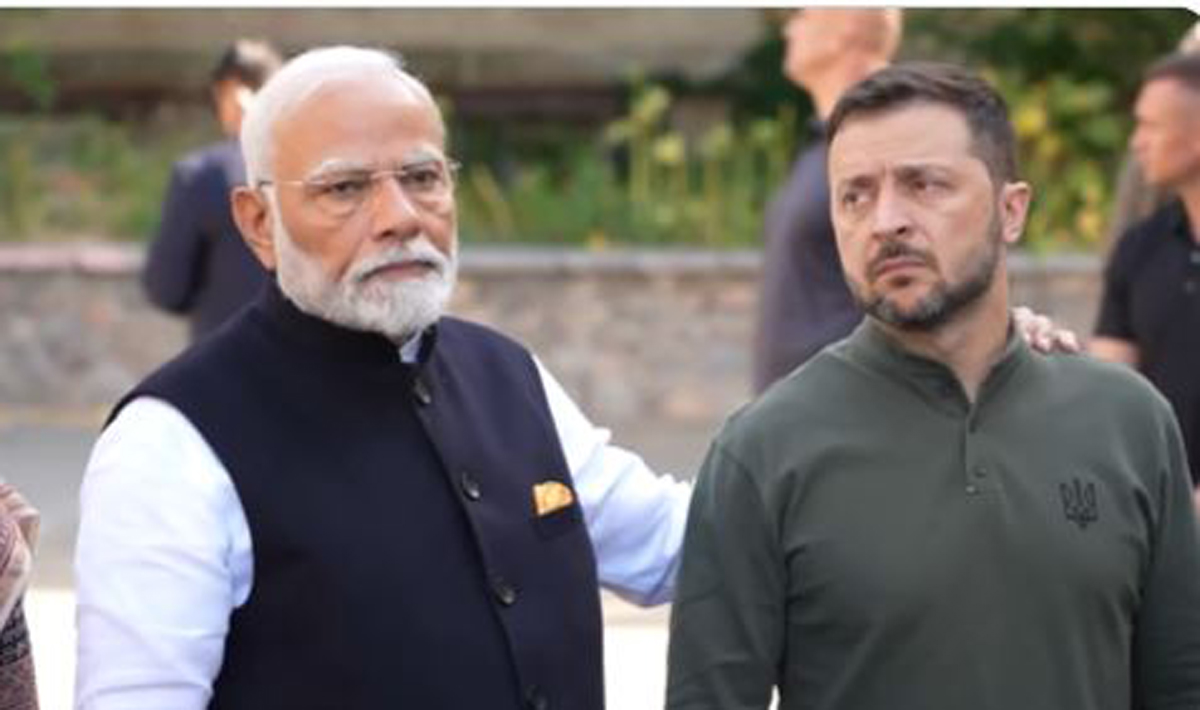 रुससँगको युद्धबीच युक्रेनी पुगे भारतीय प्रधानमन्त्री मोदी, जेलेन्स्कीसँग अंकमाल