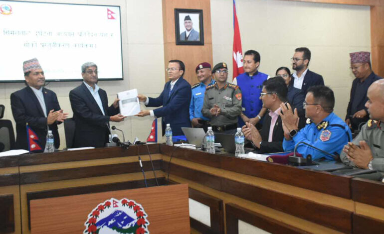 २ वटा बस त्रिशूलीमा खसेको घटनामा कार्यदलले देखायो यी ३ कमजोरी