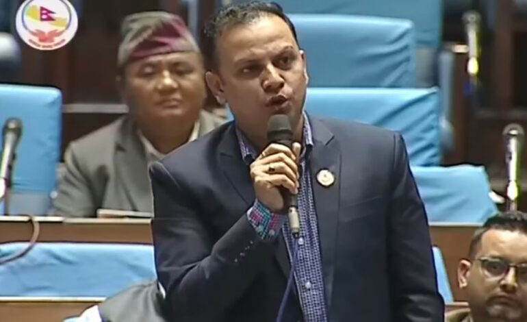 ओलीलाई आफनै मन्त्रीलाई बोल्न सिकाउन राश्वप संसद्को सुझाव