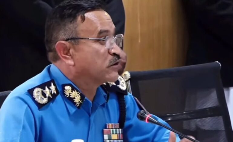 रविका बारेमा जवाफ दिन आयोग गएनन् प्रहरी आईजी कुँवर