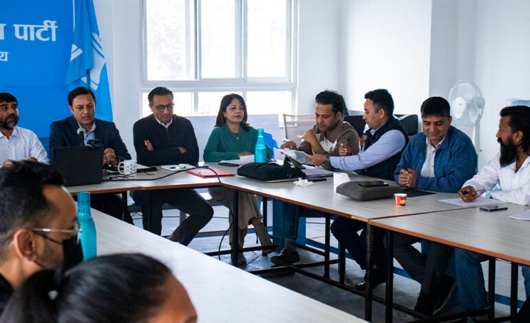 सभामुखले राजनीतिक पूर्वाग्रह राखेर लामिछानेको सांसद निलम्बनविरुद्ध रास्वपा अदालत जाने