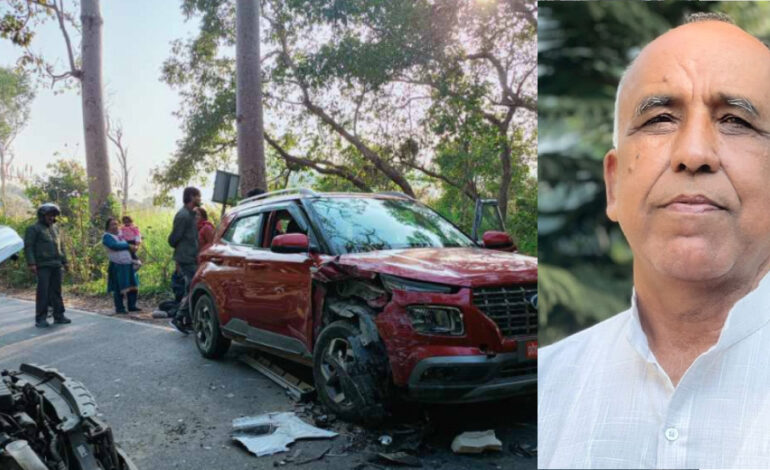 राज्यमन्त्री सवार गाडी भारतमा दुर्घटना, उनीसहित तीन घाइते