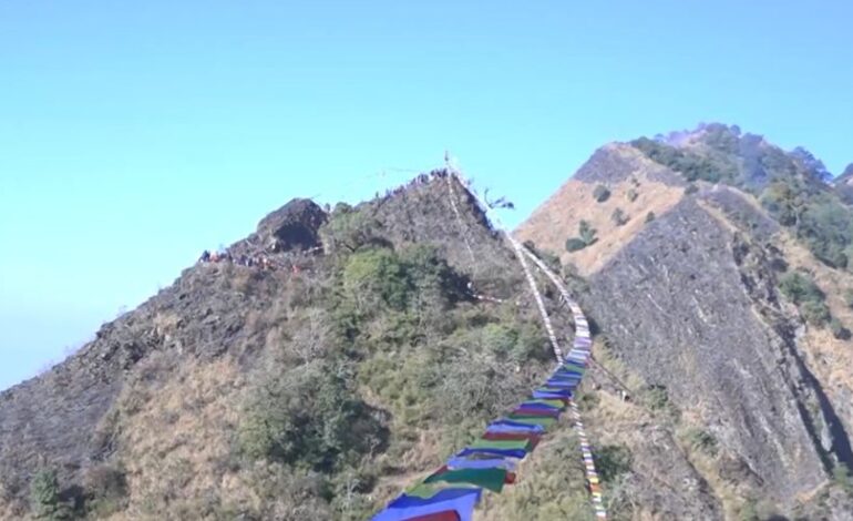 भीमफेदीको तारेभिरमा फसेका चार जनाको सकुशल उद्धार