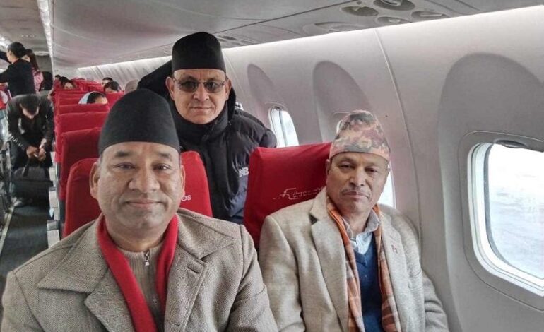 रावलसँगै एमाले नेता थापा धनगढीमा