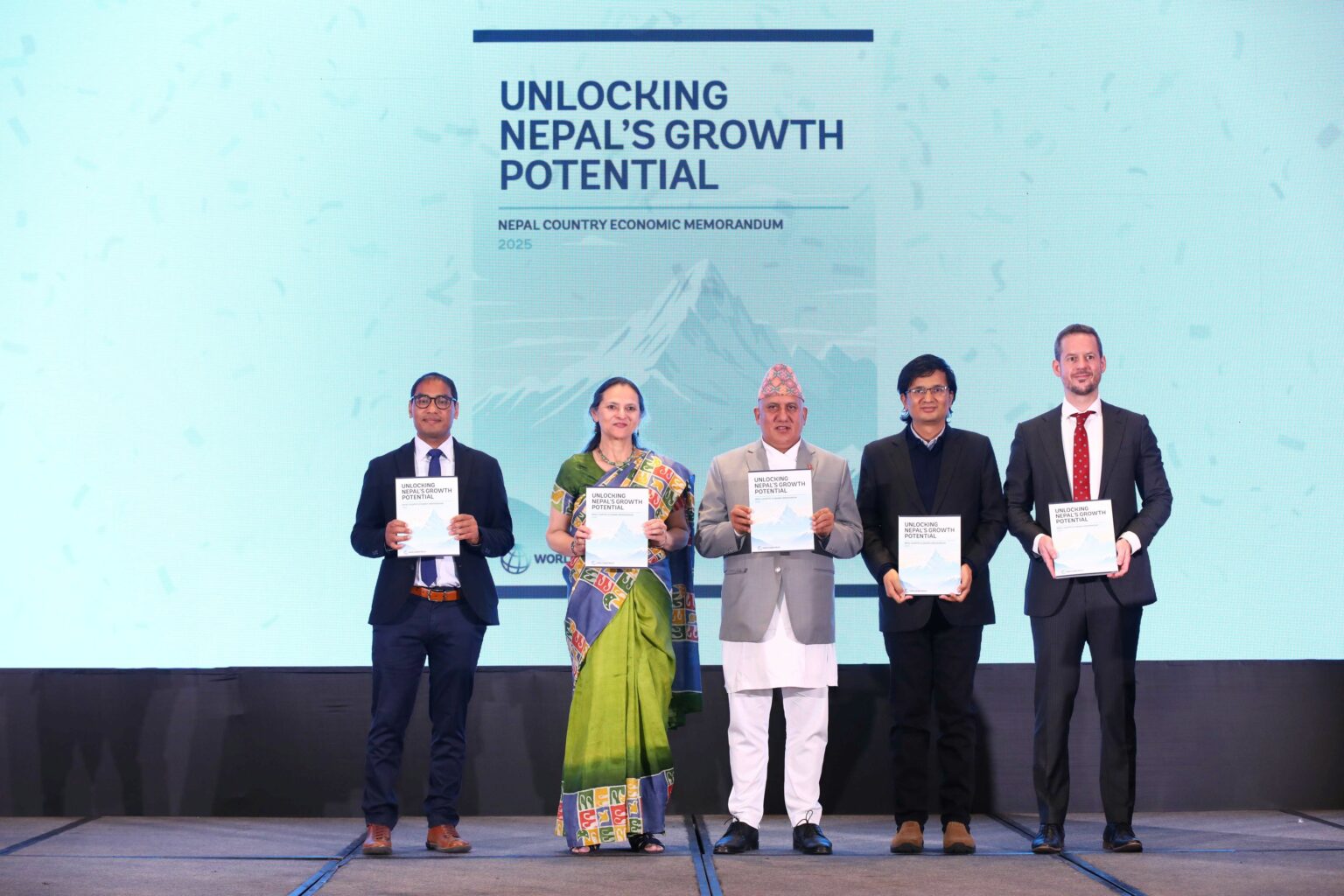 नेपालको अर्थतन्त्र उकासेको विश्व बैंकको निष्कर्ष, थप ४ काम गर्नुपर्ने