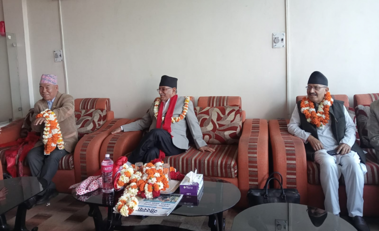 अध्यादेश पारित गराउन सरकारले करोडौँको चलखेल गरिरहेको प्रचण्डको आरोप