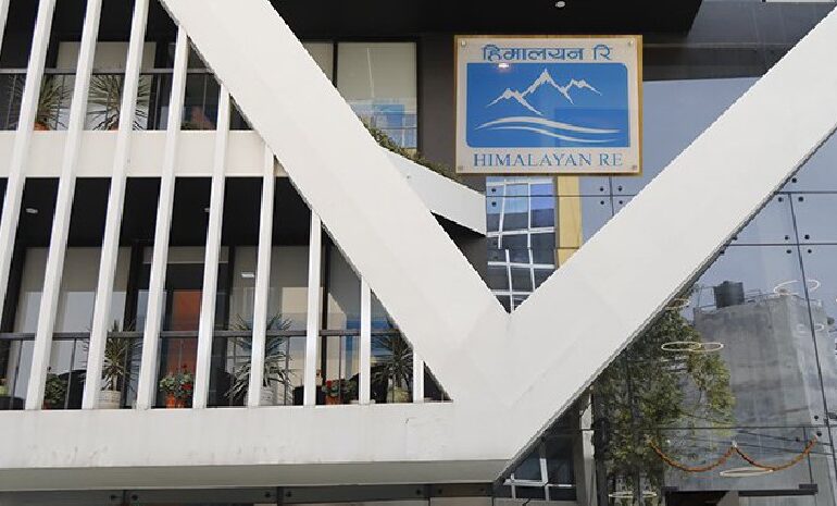 बिमा प्राधिकरणले निर्देशन संशोधन गरी हिमालयन रिलाई दियो वैदेशिक रोजगार बिमा कोष सञ्चालन अनुमति