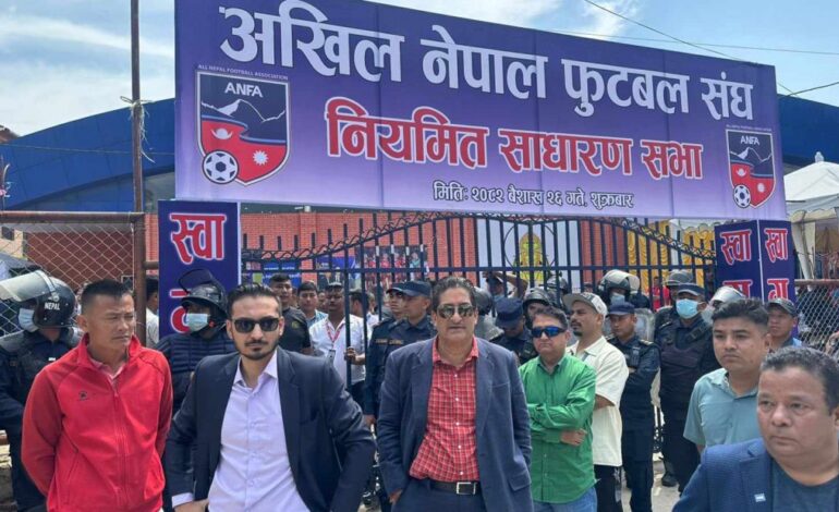 अदालतको आदेशविपरीत एन्फा साधारणसभामा गणेश थापा र गौरव थापालाई रोक