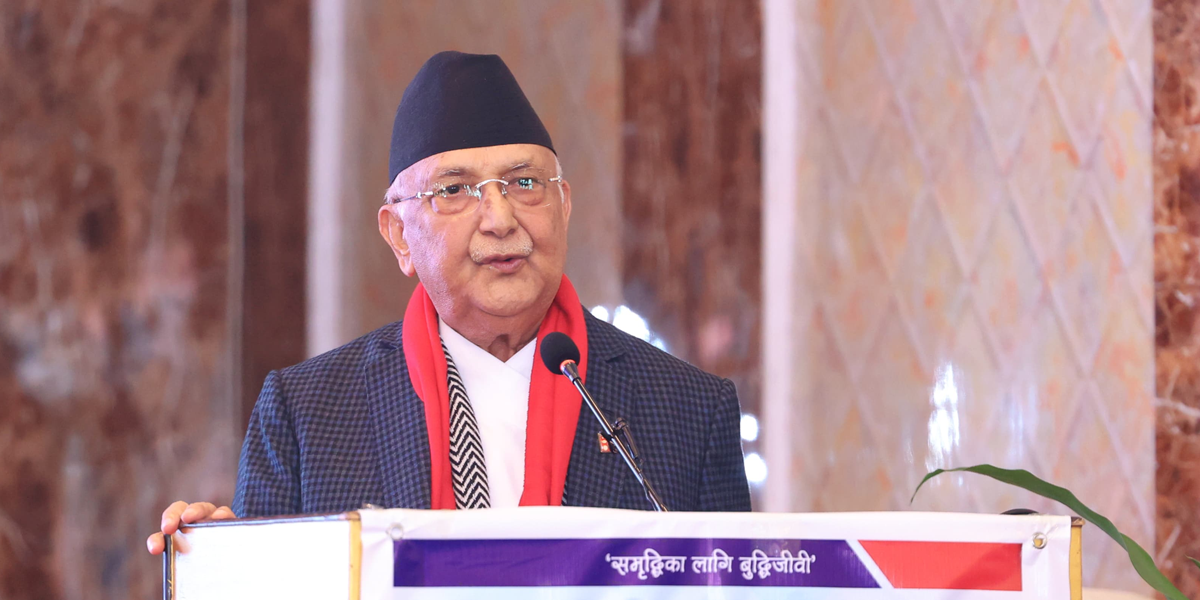 ओलीको राजावादीलाई प्रश्न– म प्रभुको दास हुन्छु भन्दा झोले नहुने, एमालेको विरोध नगर्दा हुने ?