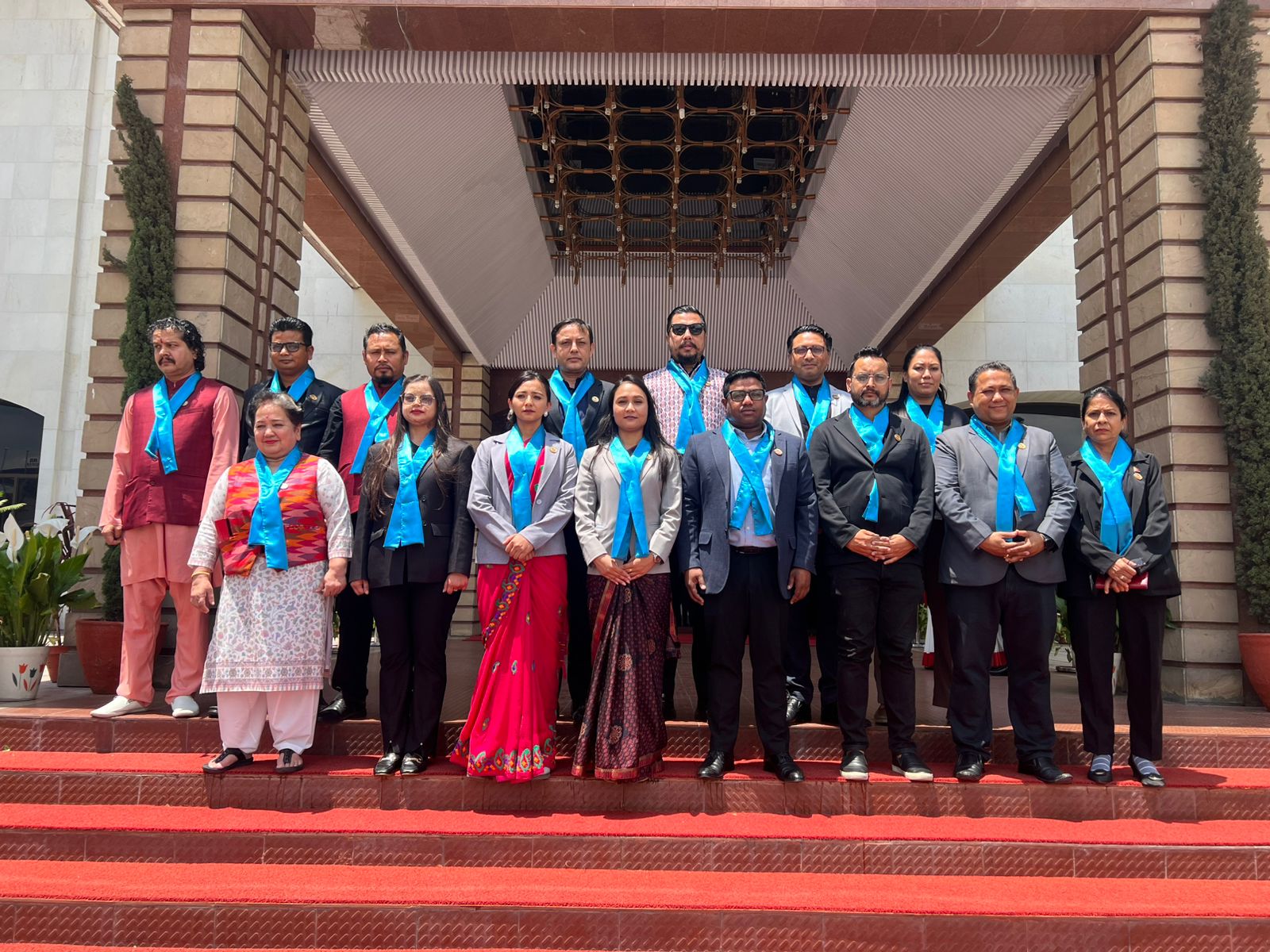 ‘नीलो रिबन’ लगाएर सदन गए रास्वपाका सांसद