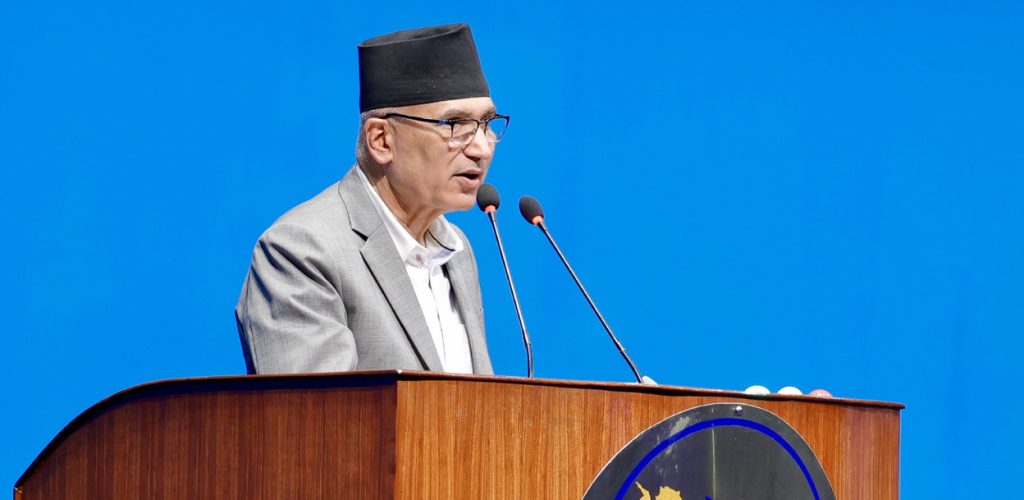 पूर्वाधार निर्माणमा ठूलो स्रोत जुटाउन प्रयास भइरहेको छ: अर्थमन्त्री पौडेल