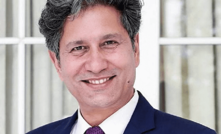 पत्रकार पाठक खोज्दै प्रहरी घर पुग्यो, चौतर्फी विरोध