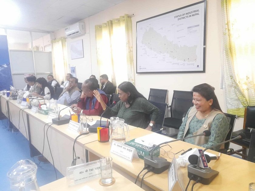 सांसदको आक्रोश : मल दिन नसक्ने मन्त्रीको औचित्य के हो ?
