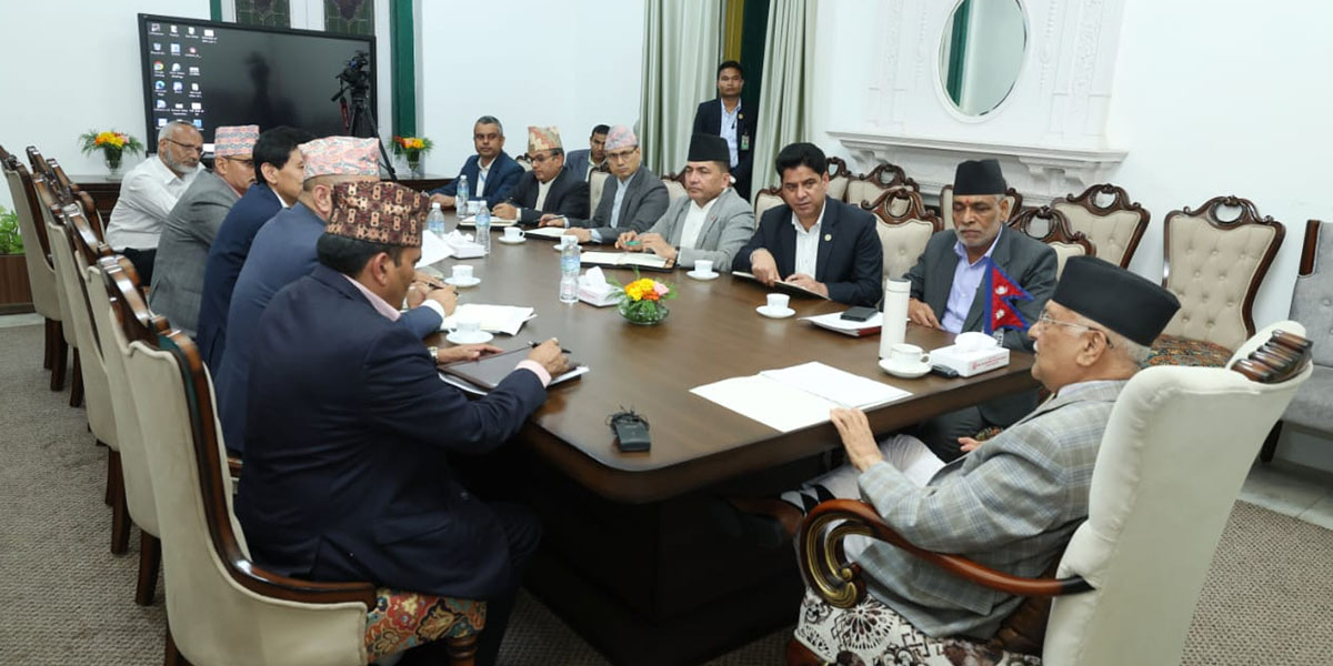 रासायनिक मल अभाव टार्न अल्टिमेटमसहित प्रधानमन्त्रीको तीन बुँदे निर्देशन