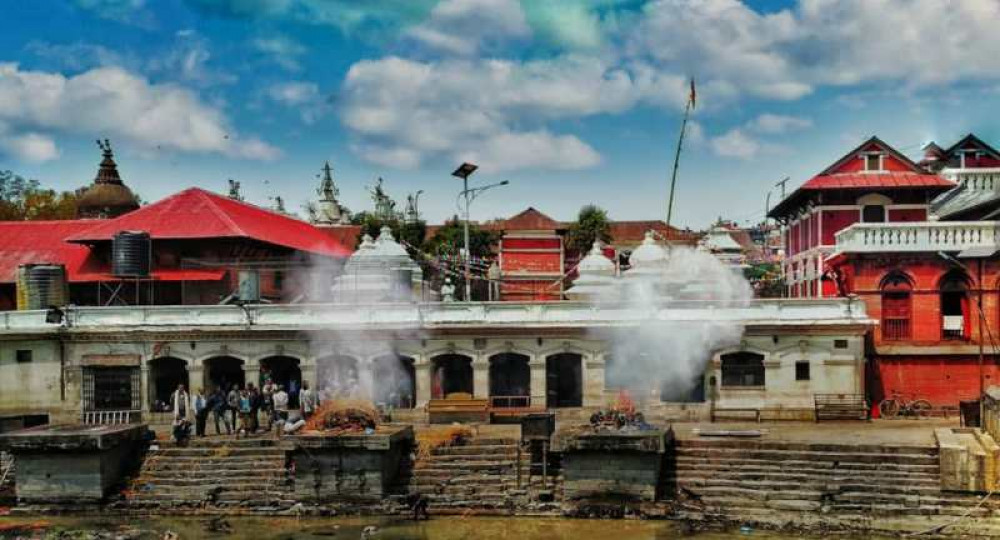 आर्यघाटको शवबाट निकालिएको हड्डी बिक्री गर्ने २ पक्राउ