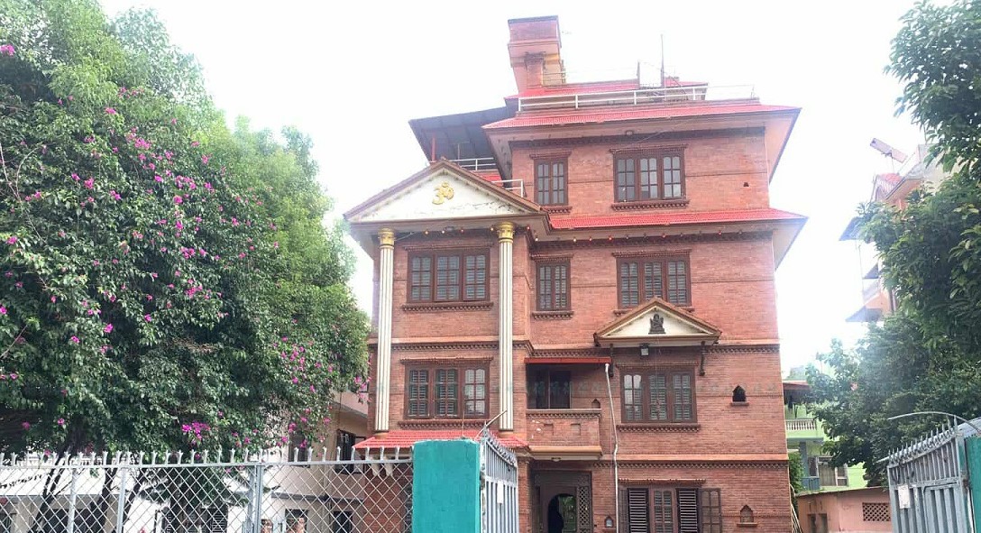 ३४ वर्षअघि मदन भण्डारीले चुनाव जिते, अब विद्याको सम्पर्क कार्यालय