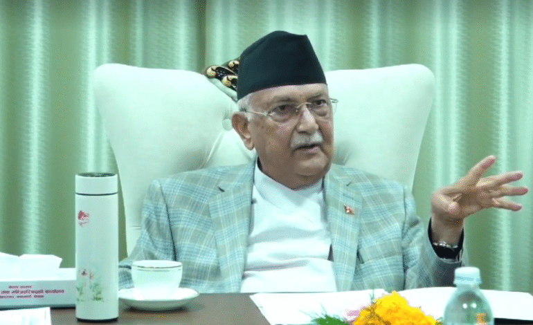 कृषि मन्त्रीलाई ओलीको प्रश्न ‘तपाईंहरू मल नल्याउने गाली चाहिले प्रधानमन्त्रीले खानुपर्ने
