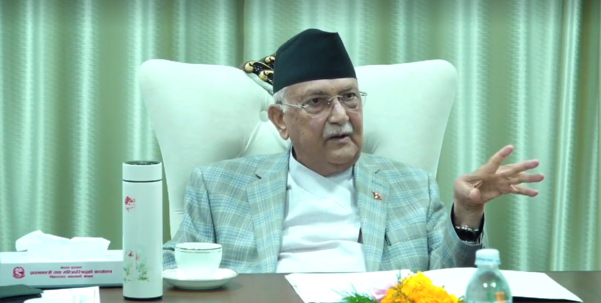 कृषि मन्त्रीलाई ओलीको प्रश्न ‘तपाईंहरू मल नल्याउने गाली चाहिले प्रधानमन्त्रीले खानुपर्ने