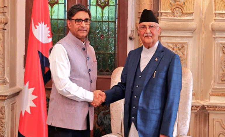 प्रधानमन्त्री ओलीलाई मोदीको निम्तो लिएर भारतीय विदेश सचिव काठमाडौं आउँदै