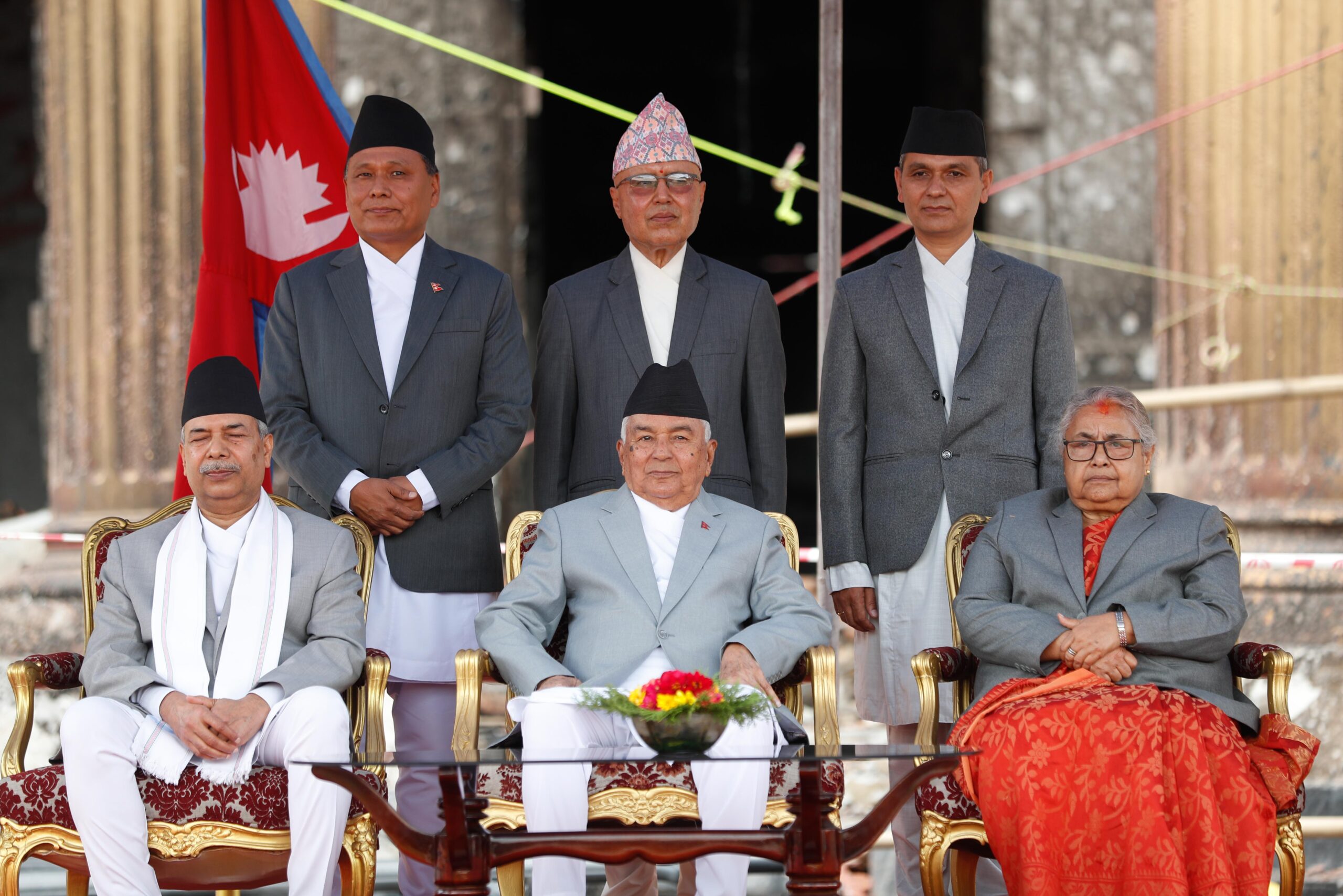 नवनियुक्त ३ मन्त्रीले लिए शपथ