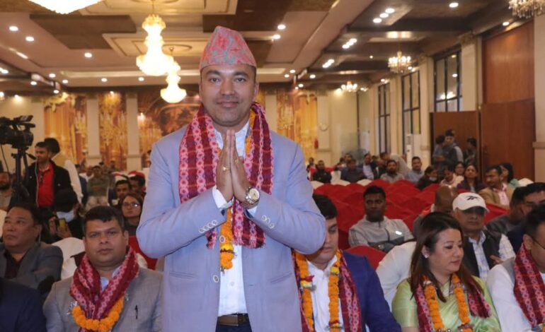 भाटभटेनीबाट लुटिएको मालसामान फिर्ता गर्न खोटाङ हलेसी सेवाका निबर्तमान अध्यक्ष कटुवालको अनुरोध