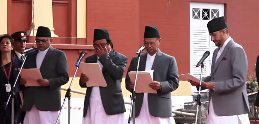 नवनियुक्त चार मन्त्रीले लिए शपथ
