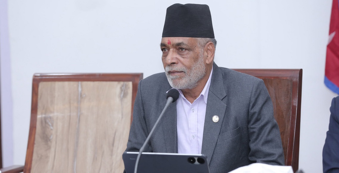 कृषिमन्त्री अधिकारीले दिए राजीनामा