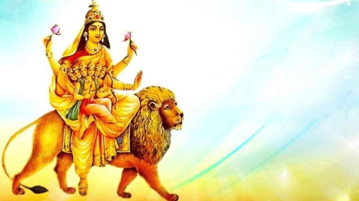 स्कन्दमाताको पूजा आराधना गर्दै नवरात्रको पाँचौ दिनमा धर्मावलम्भी