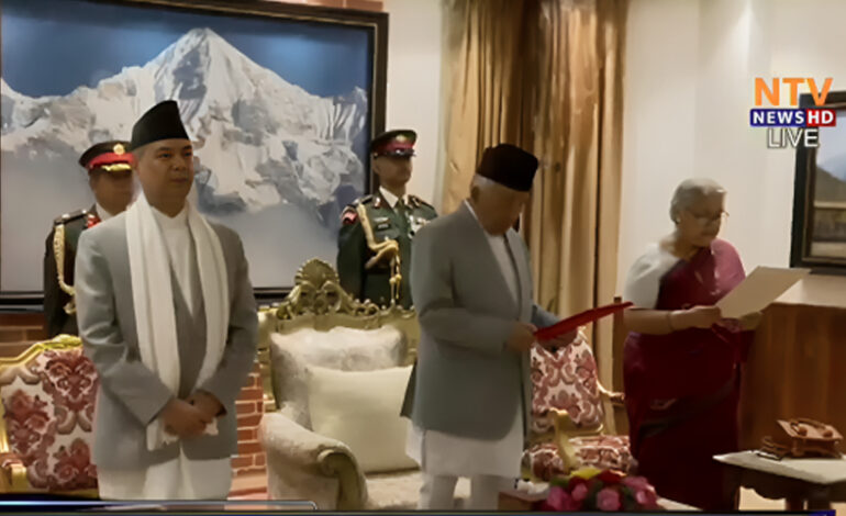 नेपालको पहिलो महिला प्रधानमन्त्रीका रुपमा सुशीला कार्कीले लिइन शपथ