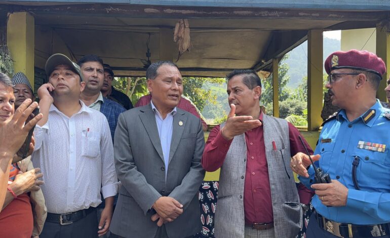 राहतदेखि पुनःनिर्माणसम्मको काम सरकारको प्राथमिकतामा छ: मन्त्री घिसिङ
