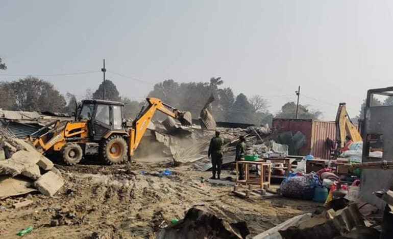 अतिक्रमित र मापदण्ड विपरीत काठमाडौंभित्र बनाइएका संरचना हटाउन ७ दिने अल्टिमेटम