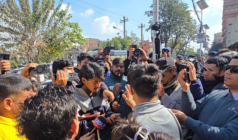 एमालेलाई माइतीघर टेक्न नदिने भन्दै जेन–जी घाइते भेला