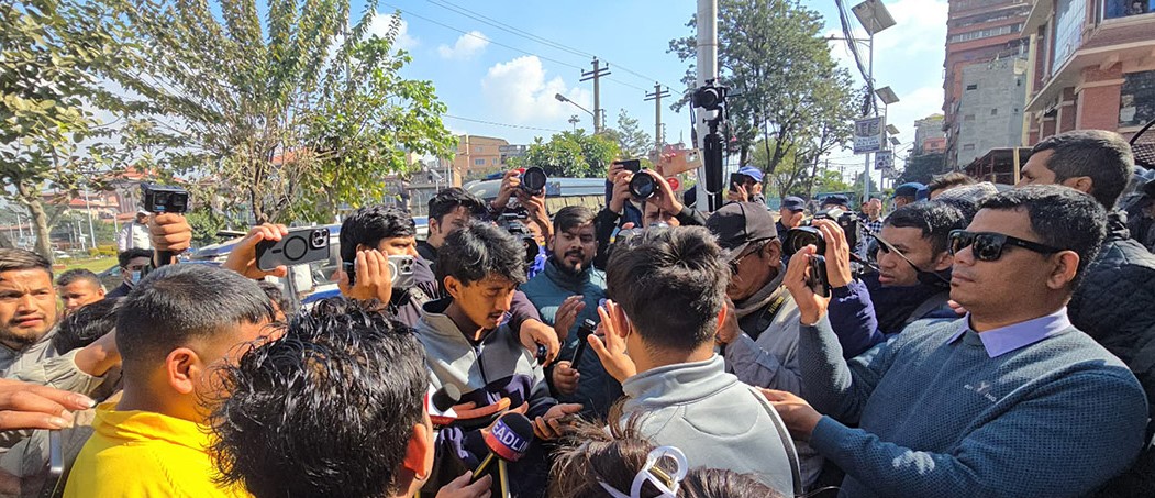 एमालेलाई माइतीघर टेक्न नदिने भन्दै जेन–जी घाइते भेला