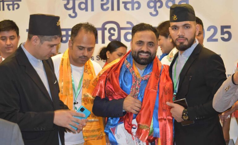 प्रथम अधिवेशनसँगै युवा शक्ति कुवेतमा नयाँ नेतृत्वः अध्यक्षमा विशाल डल्लाकोटी