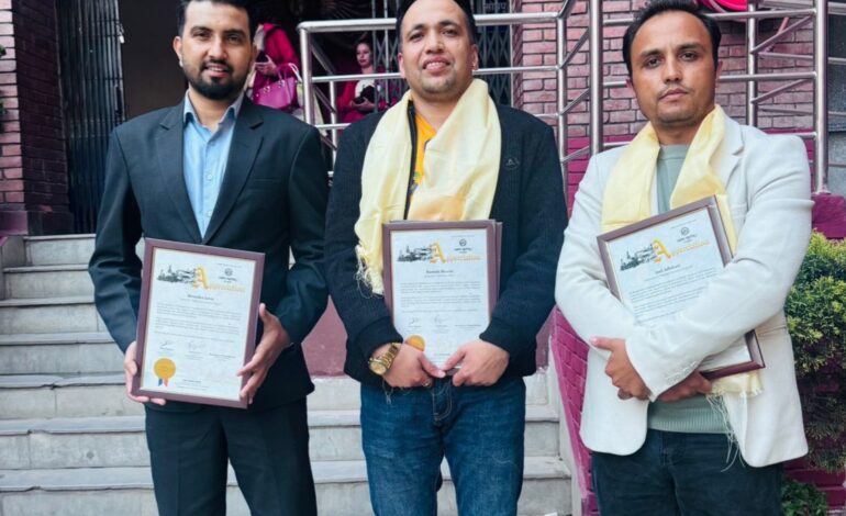 हामी नेपाली ग्लोबल’दुारा मूलकर्मी भारतीसहित ५ सञ्चार क्षेत्रकर्मी सम्मानित
