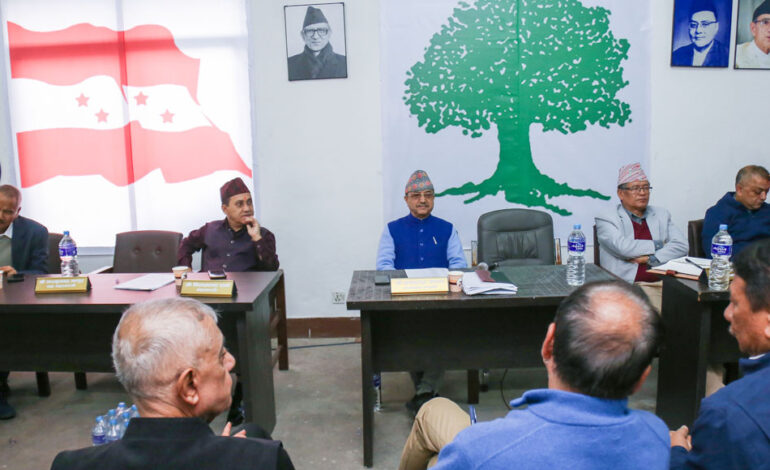 समानुपातिक उम्मेदवारको बन्दसूची लिएर कांग्रेस पुग्यो आयोग