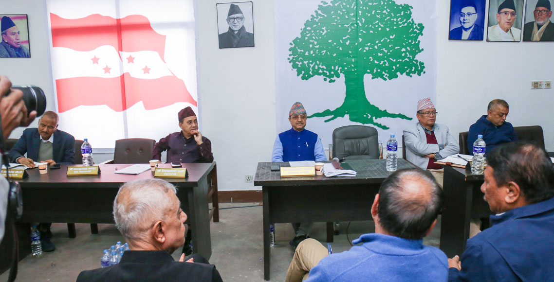 समानुपातिक उम्मेदवारको बन्दसूची लिएर कांग्रेस पुग्यो आयोग