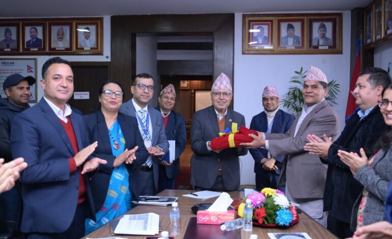 एकीकृत वित्तीय विवरण अर्थमन्त्रीसमक्ष पेश, सञ्चित कोष १ खर्ब ८ अर्ब ऋणात्मक