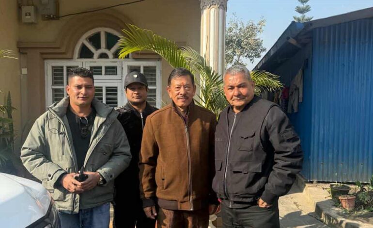 दुर्गा प्रसाई र कांग्रेसका नेता जगदीश्वर नरसिंह केसीबीच भेटवार्ता