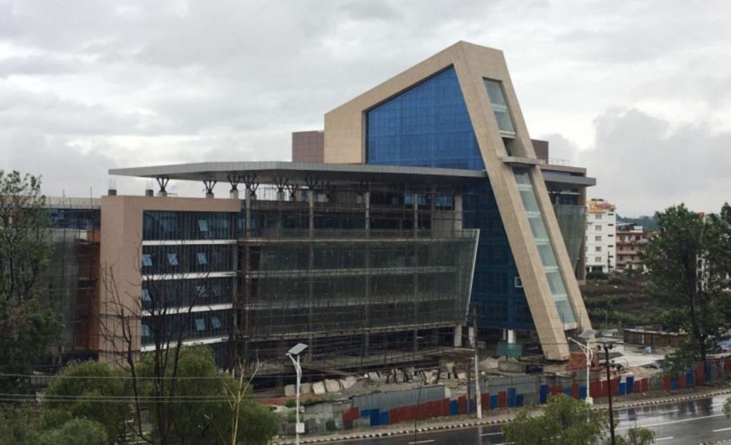 इन्धन भाउ घटेपछि उड्डयन प्राधिकरणले भाडा घट्यो