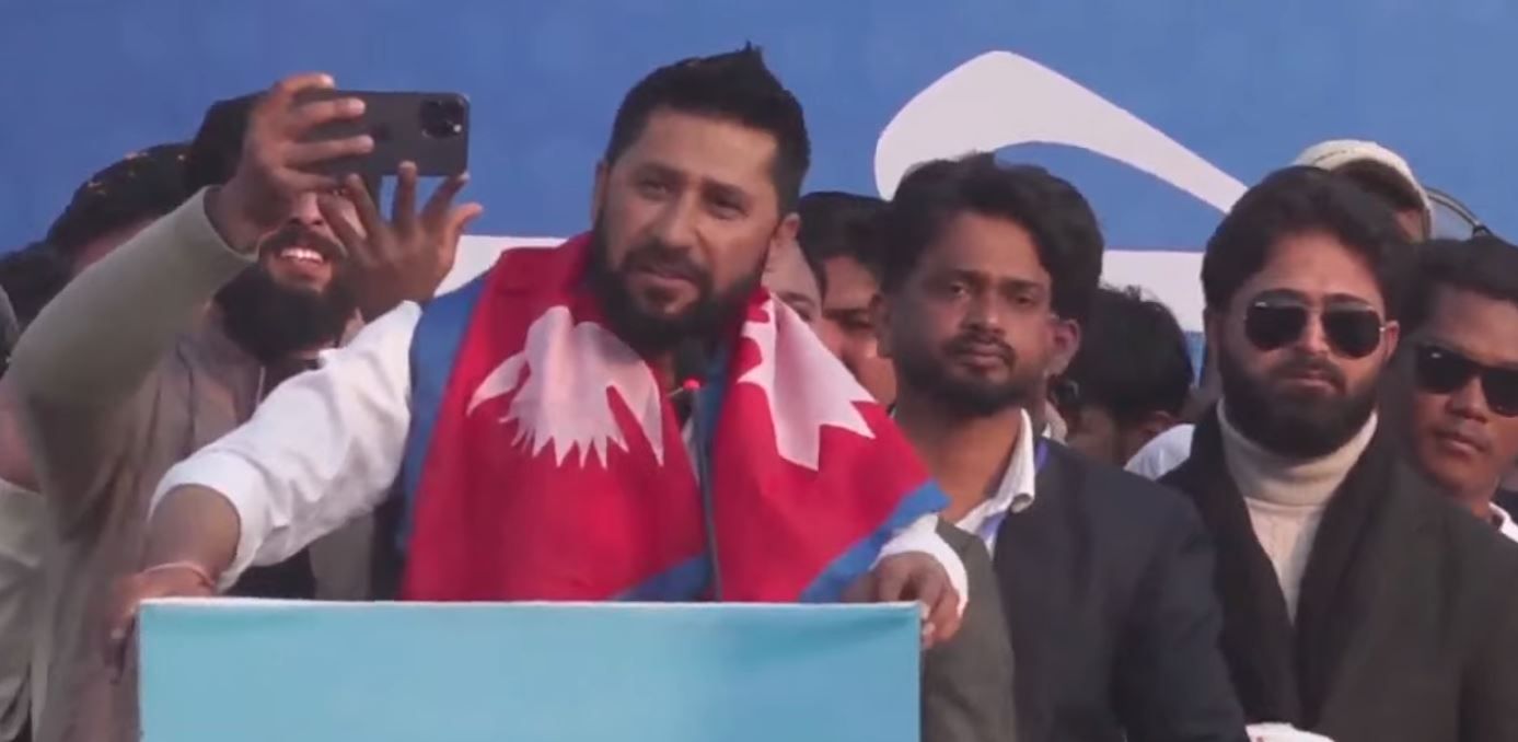 रवि लामिछानेले भने– इतिहास पढ्न होइन, लेख्न आएका हौँ