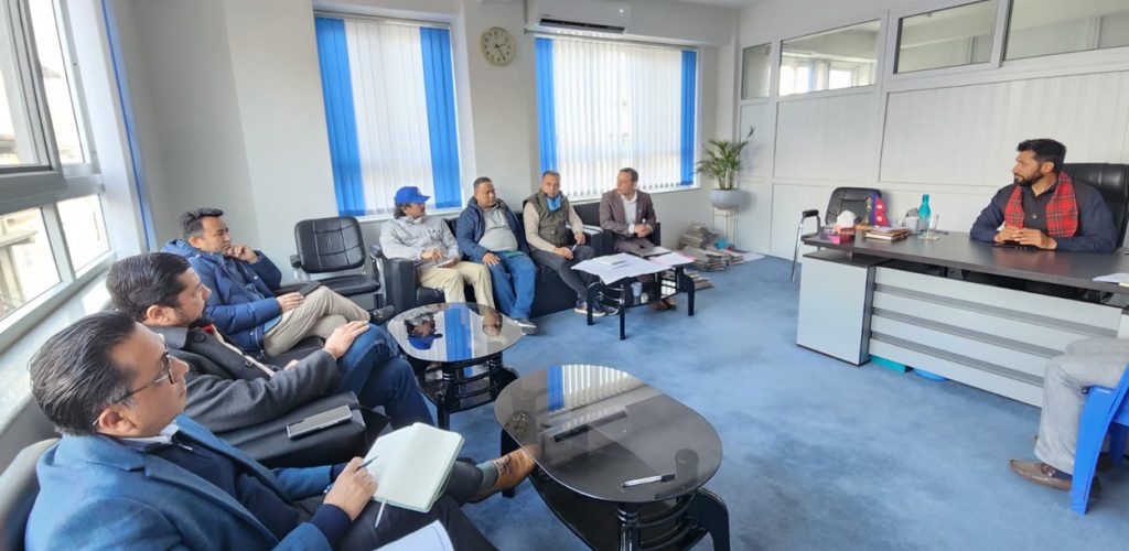 जेलबाट फर्किएपछि सचिवालय बैठकमा रवि पहिलोपटक