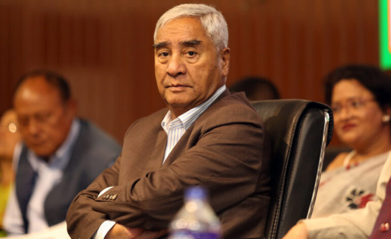 प्रमाण नष्ट हुने भन्दै देउवाको घर भत्काउन रोकियो