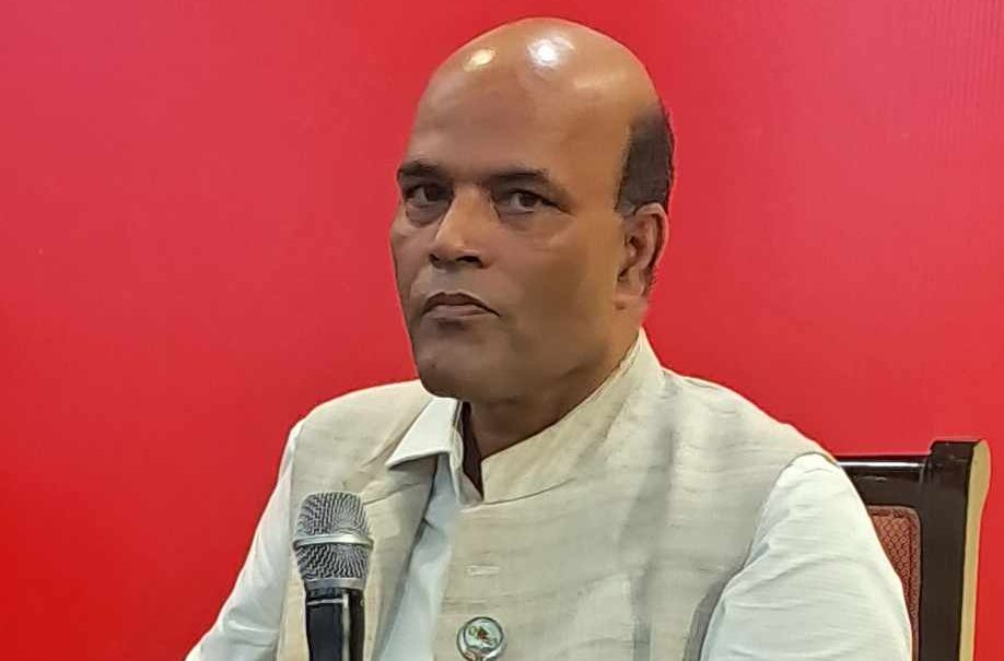 पूर्वसांसद अमरेशकुमार सिंह राष्ट्रिय स्वतन्त्र पार्टी (रास्वपा) मा प्रवेश गर्ने