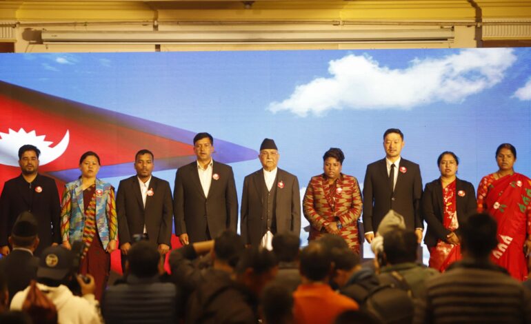 चुनावी घोषणापत्रमा एमालेको २५ बाचा: २० हजार सुत्केरी भत्ता, विद्यार्थीलाई २० लाख ऋण