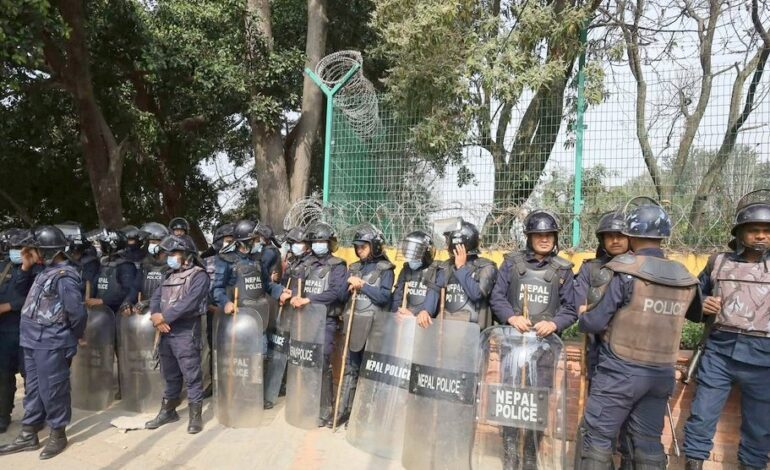 राजा फर्किने भएपछि २० डीएसपीको कमाण्डमा विमानस्थलमा प्रहरी परिचालन