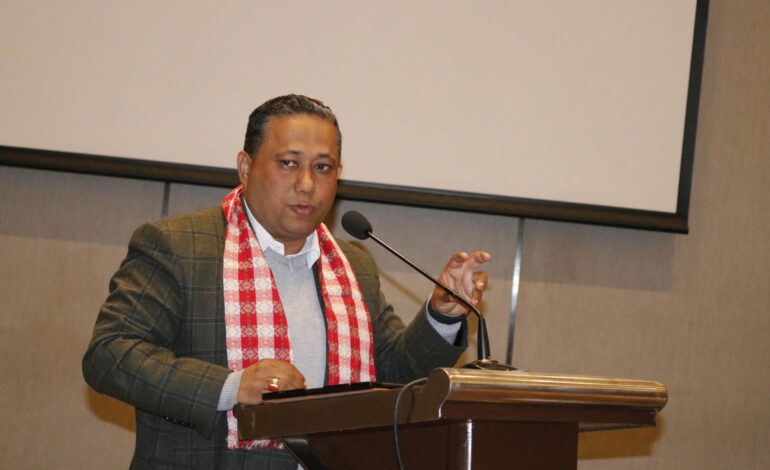 रास्वपाको घोषणापत्रमा रोजगार र मध्यम वर्गीय परिवारमैत्री