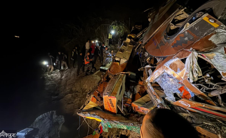 धादिङ बस दुर्घटना: ज्यान गुमाउनेको संख्या २० पुग्यो